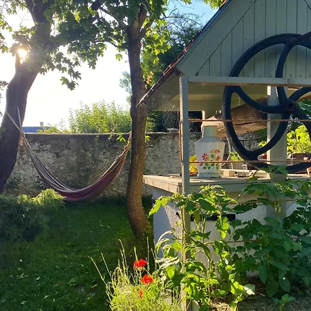 Hatablak Πανσιόν